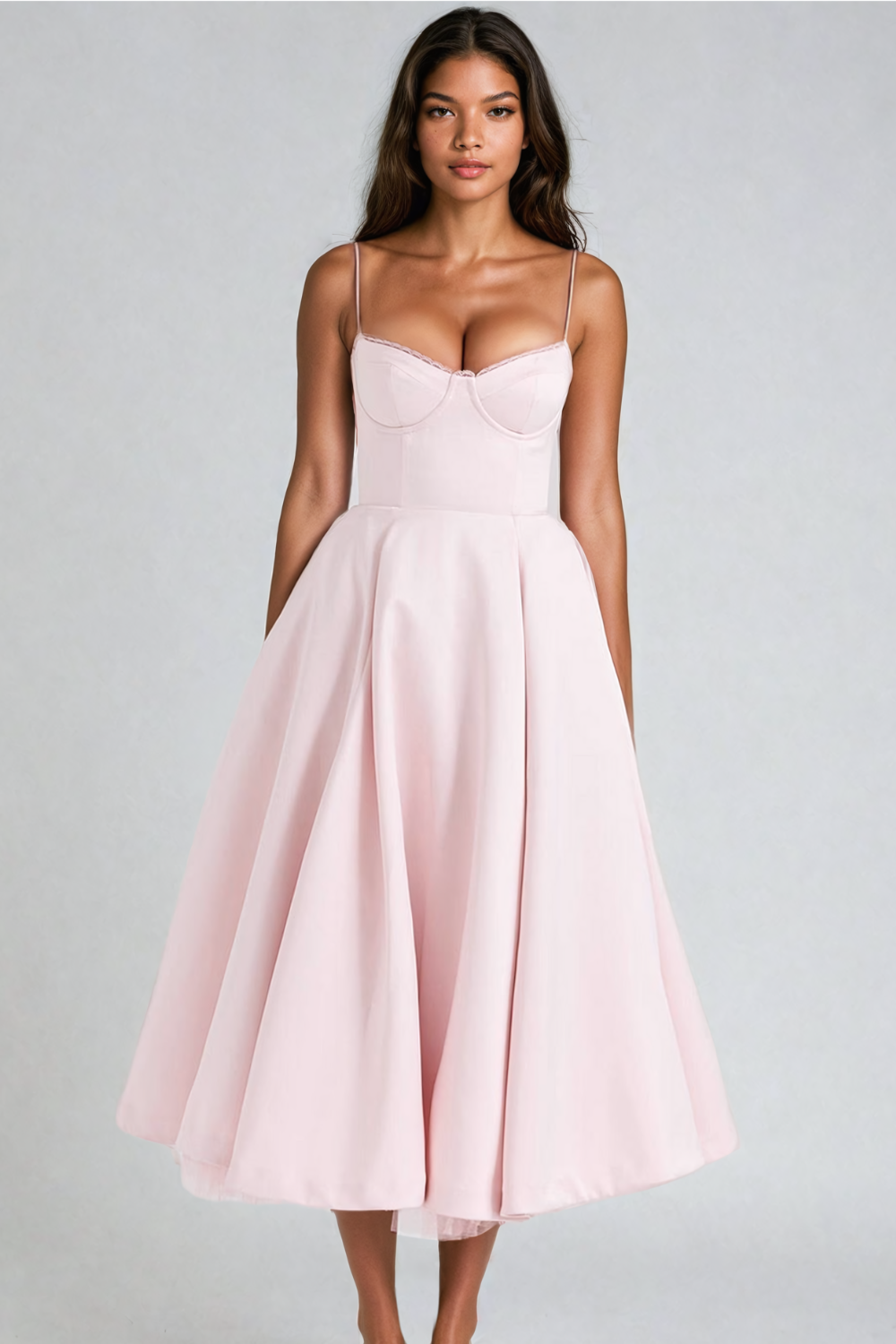 Laura™ | Vestido midi de satén con escote corazón: elegancia y comodidad