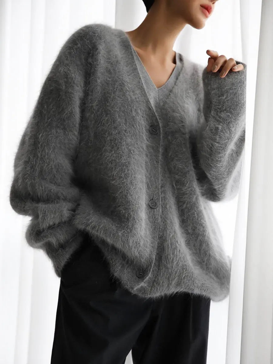 Élina | Cardigan V-Long pour une Élégance Décontractée Automne-Hiver LunaryaParis