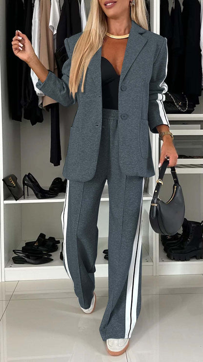 Ensemble Mina™ gris, polyvalent pour toutes les occasions décontractées.